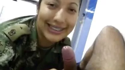 ダbbw境界線に乗しなければならないので、彼女を着strapon 女性 エロ アニメ