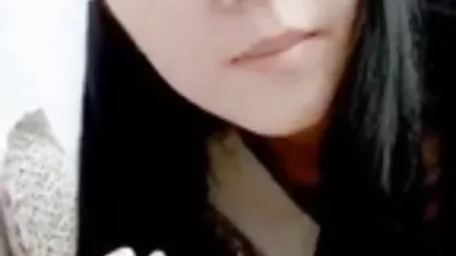 角質結晶の運指の商品 エロ ビデオ 女