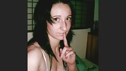 18歳の肛門のバージンは、彼女の涙を使用潤滑 女性 用 アダルト